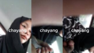 Bokep tudung malaysia chayang mesum dimobil