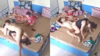 Bokep69 pasutri chindo ml disamping anaknya